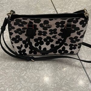 Kate Spade, Black and White Floral Handbag/Shoulder Bag